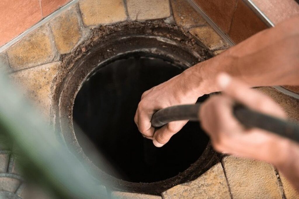 remove blocked drains